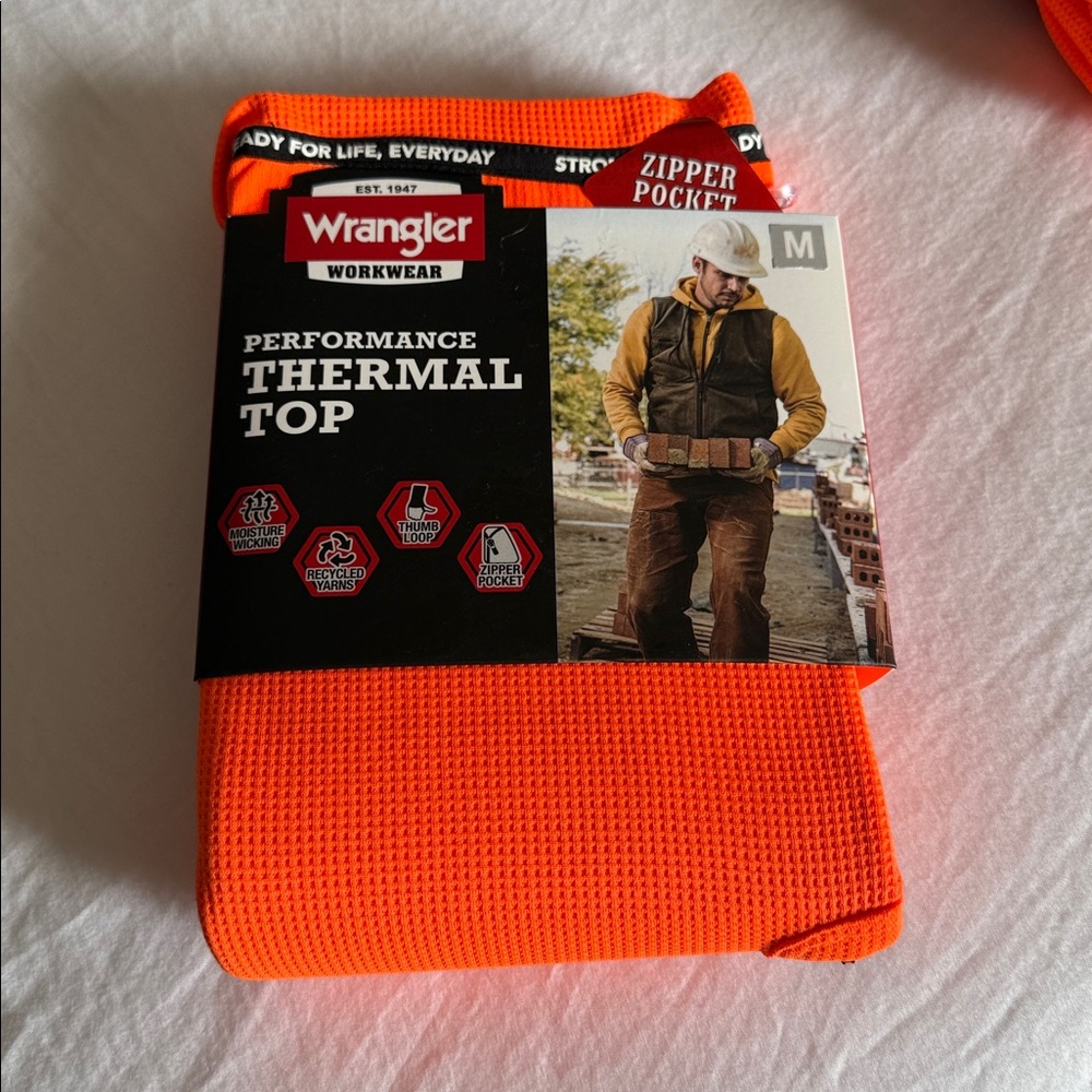 Wrangler Workwear Performance Thermal Shirt Top Men’s Medium Safety Orange